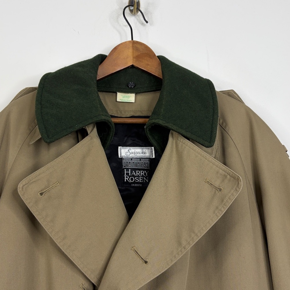 Classic Khaki Trench Coat with Dark Green Collar - Picture 5 of 16